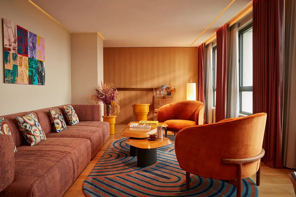 http://Armchairs%20and%20sofas%20at%20SO%20Paris.